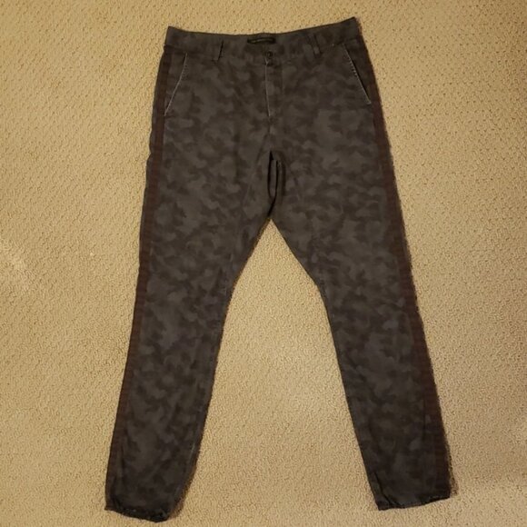 John Varvatos Joggers Camo Men's 31 - Picture 2 of 9